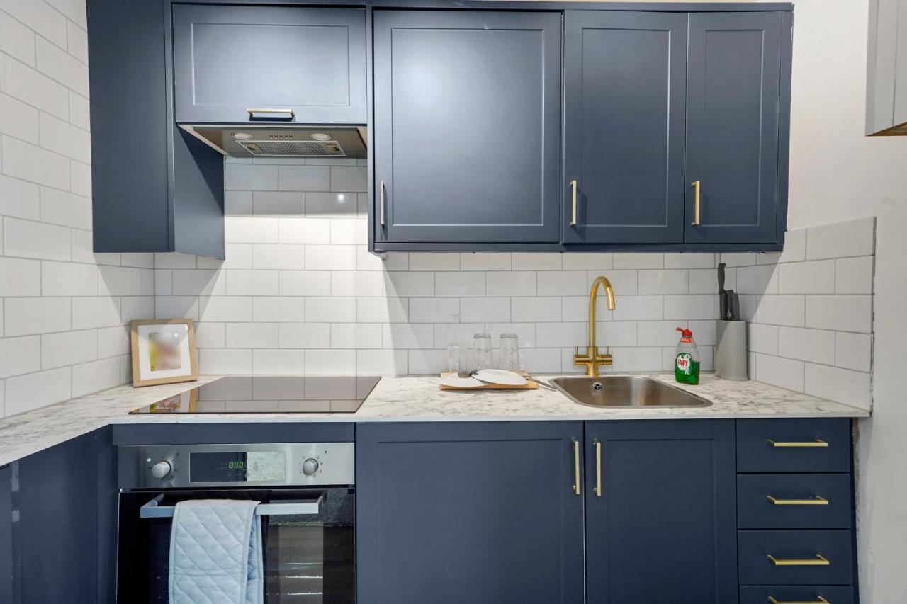 Modern One Bedroom Apartments In برايتون المظهر الخارجي الصورة