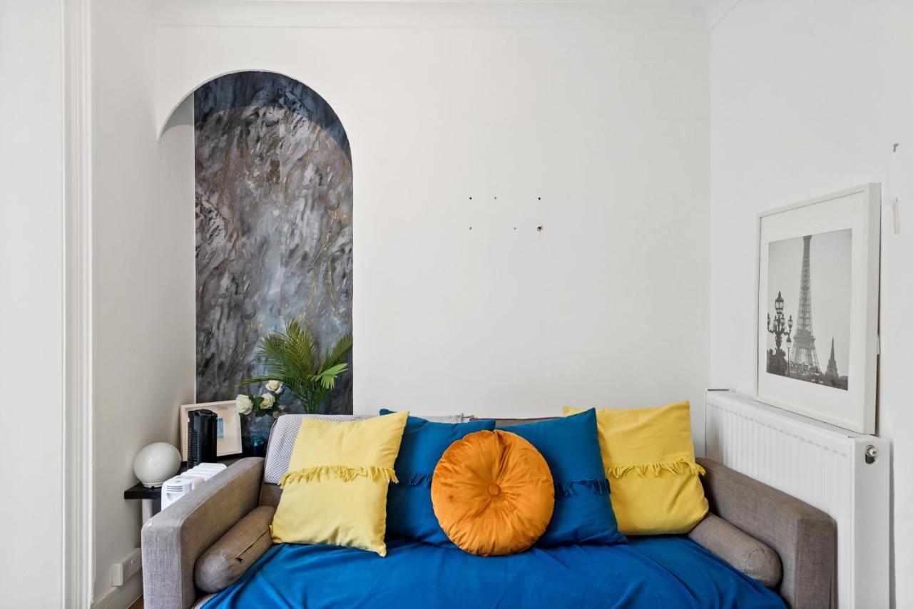 Modern One Bedroom Apartments In برايتون المظهر الخارجي الصورة