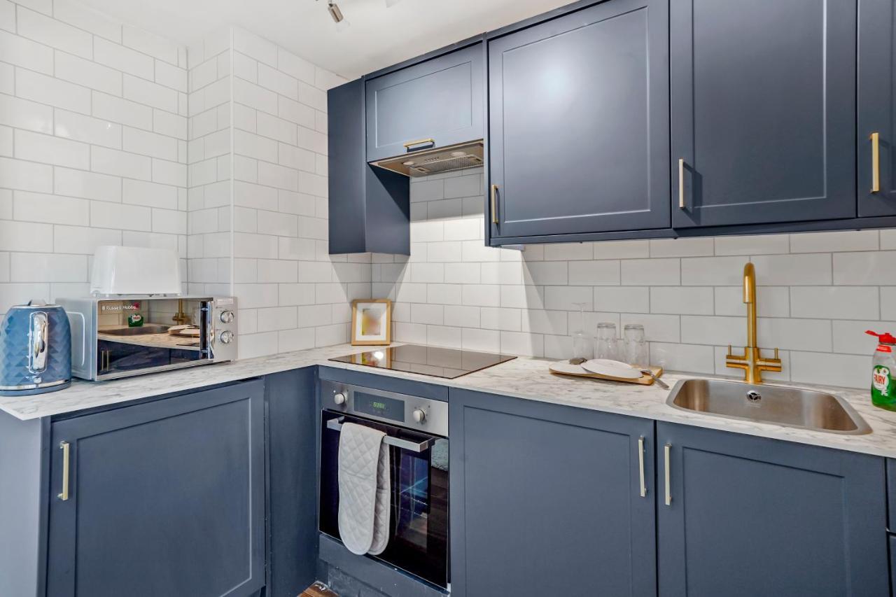 Modern One Bedroom Apartments In برايتون المظهر الخارجي الصورة