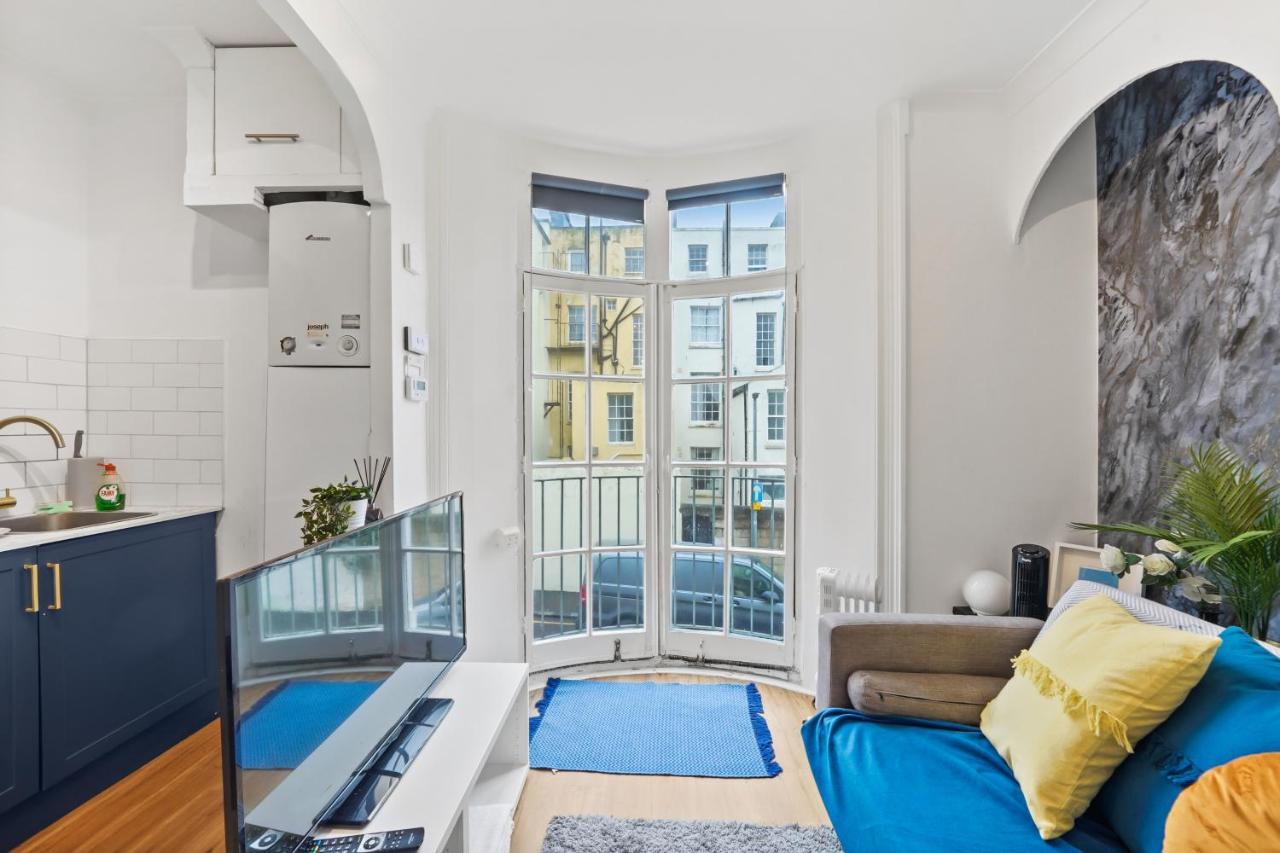 Modern One Bedroom Apartments In برايتون المظهر الخارجي الصورة