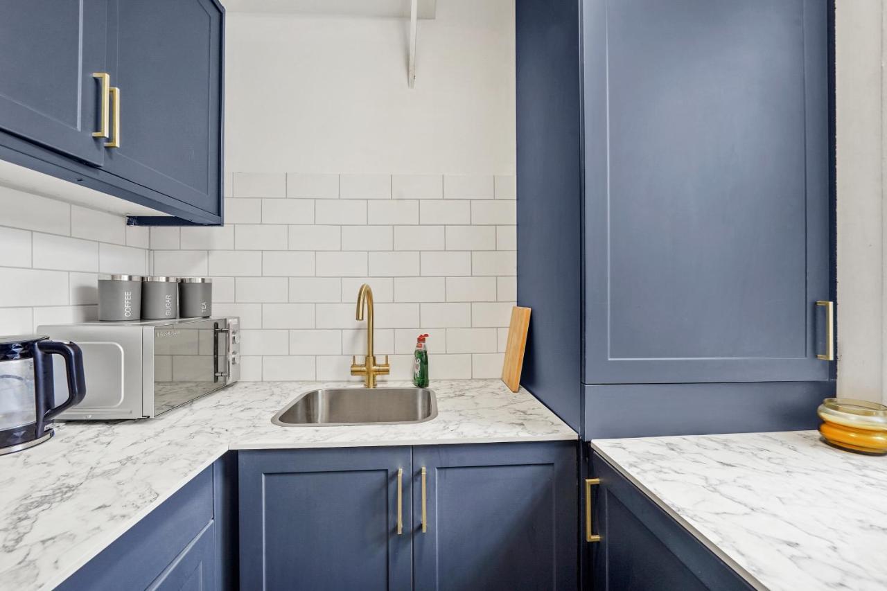 Modern One Bedroom Apartments In برايتون المظهر الخارجي الصورة