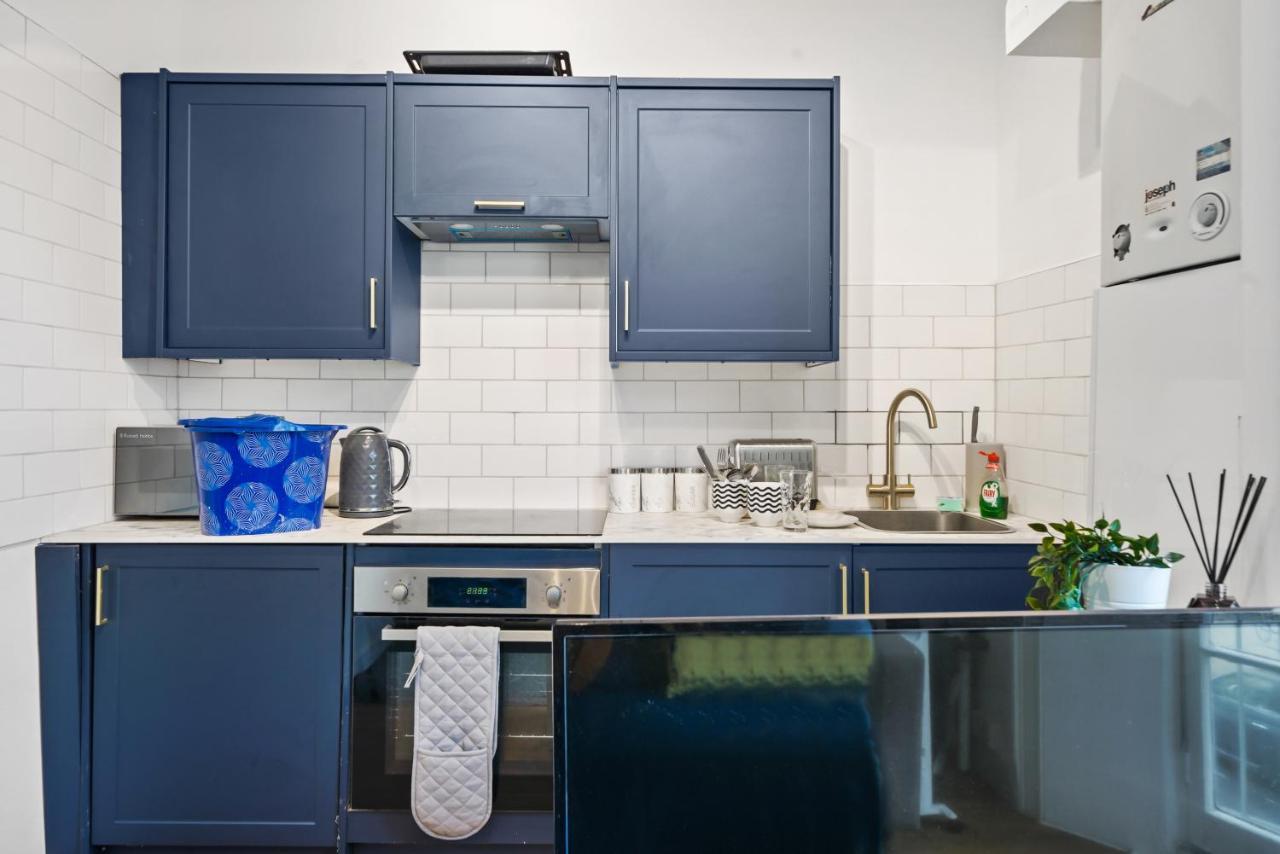 Modern One Bedroom Apartments In برايتون المظهر الخارجي الصورة